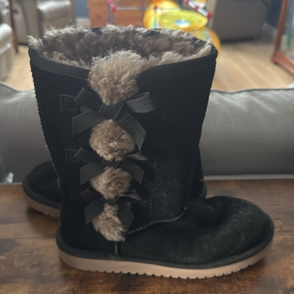 Two pairs of Black Ugg Koolaburra boots US Sz 7 - Picture 3 of 9